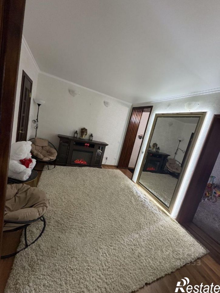 2-комн квартира пр-кт Октября, 77,  д. 77