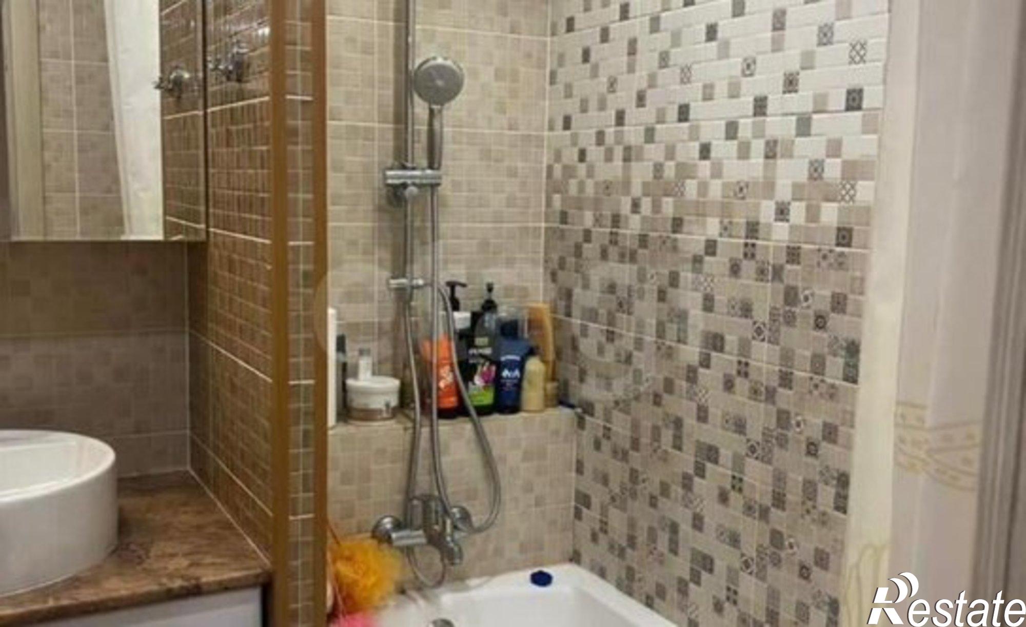 Купить квартиру за 8 100 000 рублей на улица Строителей, 18