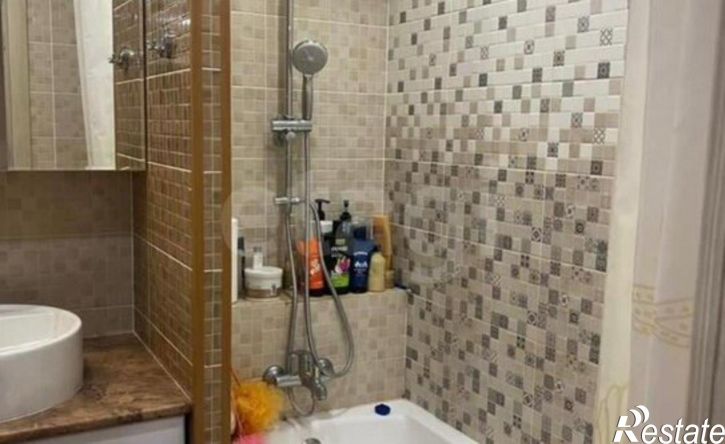 3-комн квартира улица Строителей, 18,  д. 18