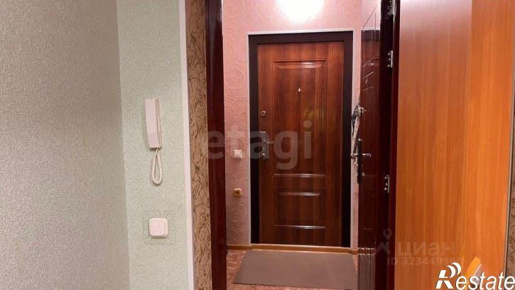 3-комн квартира ул Артема, 100,  д. 100