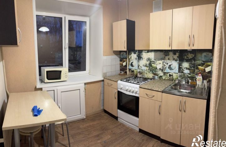 2-комн квартира ул Артема, 5,  д. 5