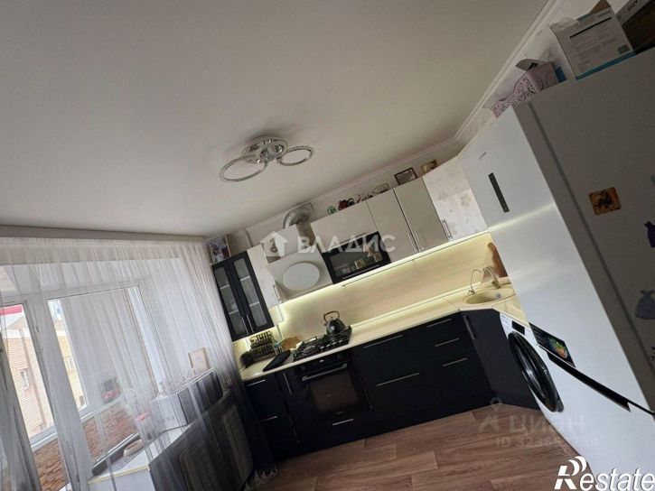 2-комн квартира пр-кт Октября, 77,  д. 77