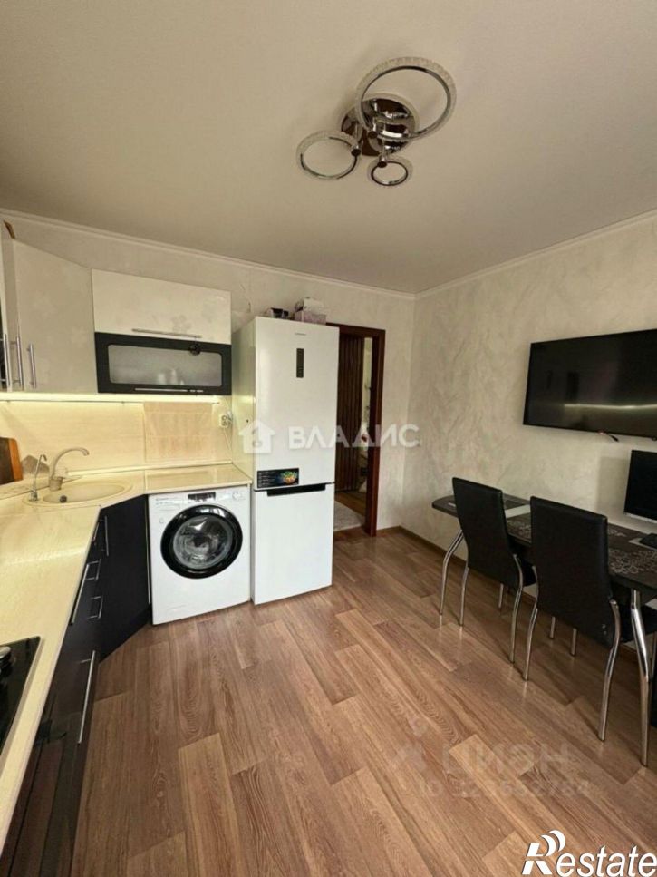 2-комн квартира пр-кт Октября, 77,  д. 77