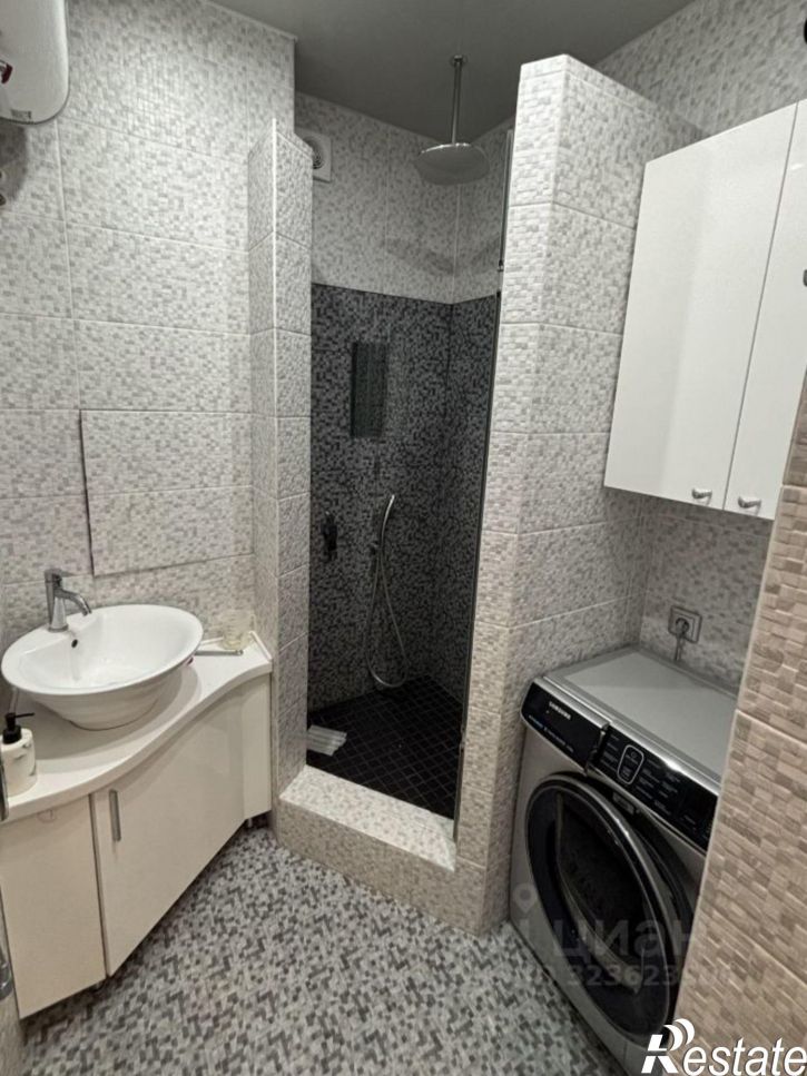 2-комн квартира проспект Октября, 42,  д. 42