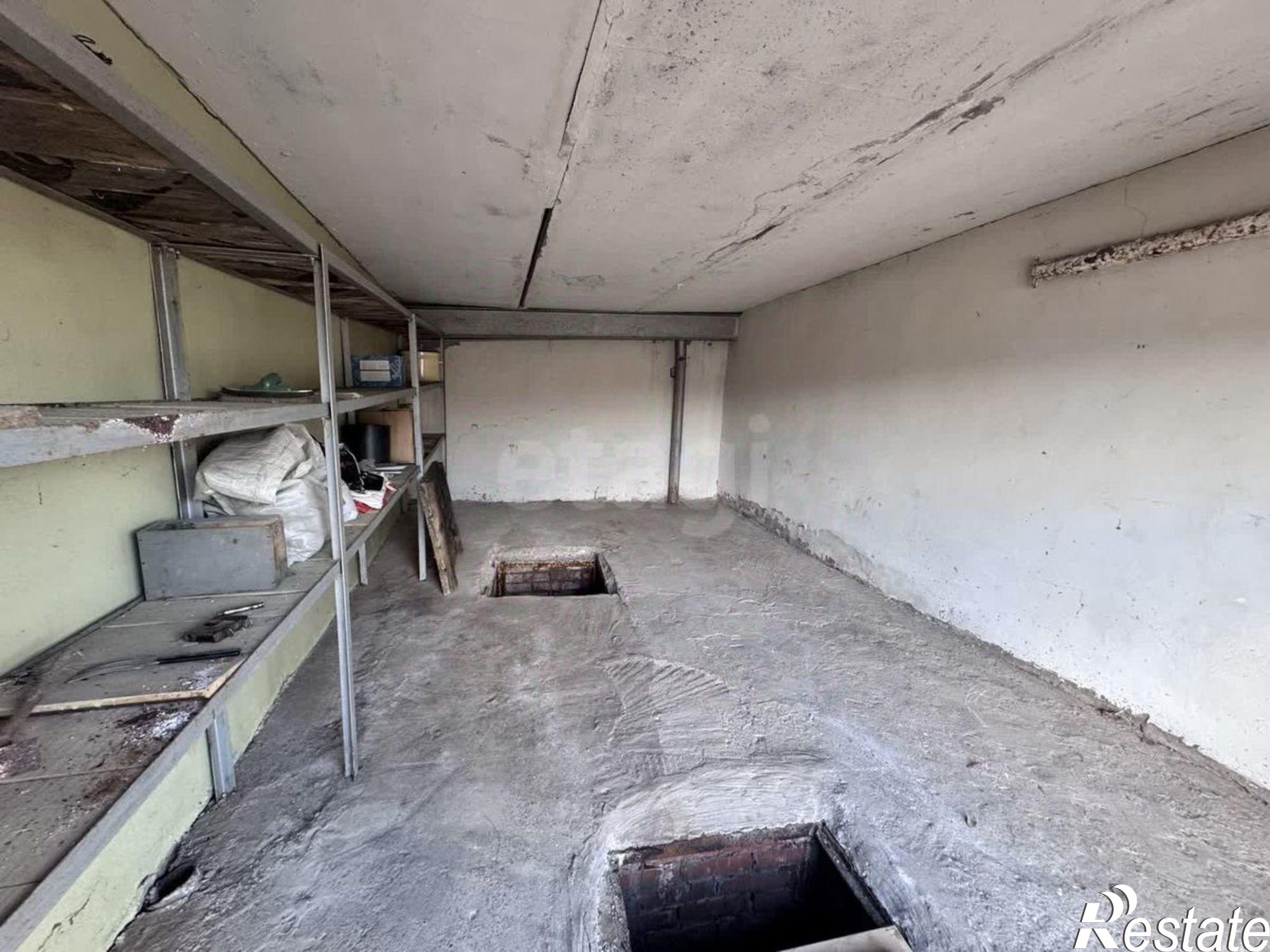 Купить гараж, место в паркинге за 287 888 рублей