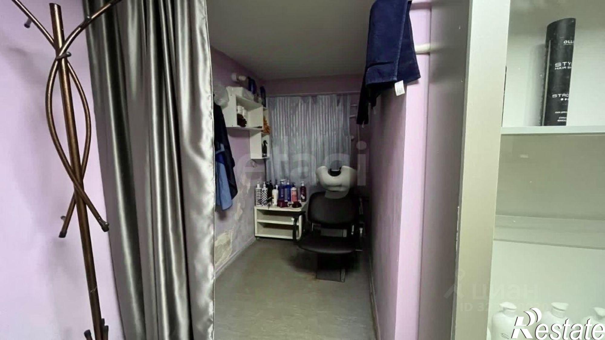 Купить торговое помещение за 4 983 650 рублей на улица Артёма, 149