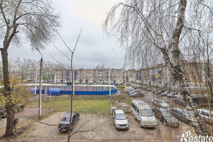 2-комн квартира Революционная улица, 15,  д. 15