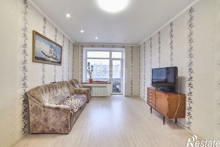 2-комн квартира Революционная улица, 15,  д. 15