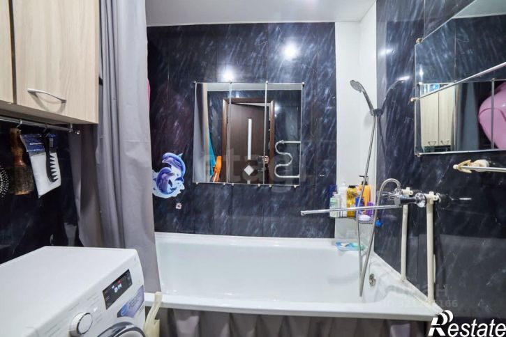 2-комн квартира Патриотическая улица, 100,  д. 100