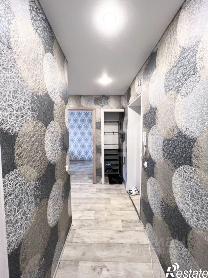 2-комн квартира улица Артёма, 17,  д. 17