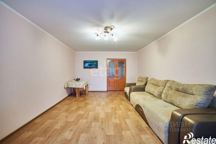 2-комн квартира улица Суханова, 22Б,  д. 22Б