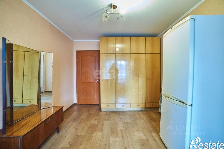2-комн квартира улица Суханова, 22Б,  д. 22Б