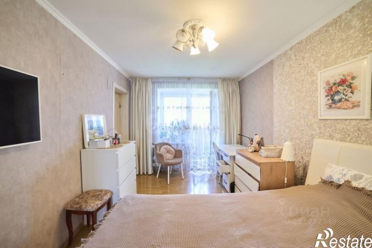 5-комн квартира улица Худайбердина, 222,  д. 222