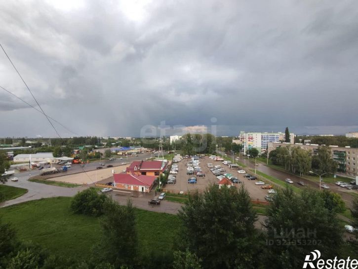 2-комн квартира улица Худайбердина, 200,  д. 200