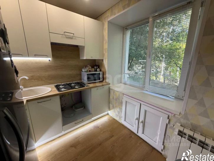 2-комн квартира улица Артёма, 15,  д. 15