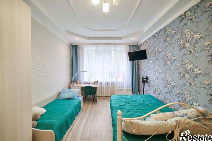 3-комн квартира Революционная улица, 9,  д. 9