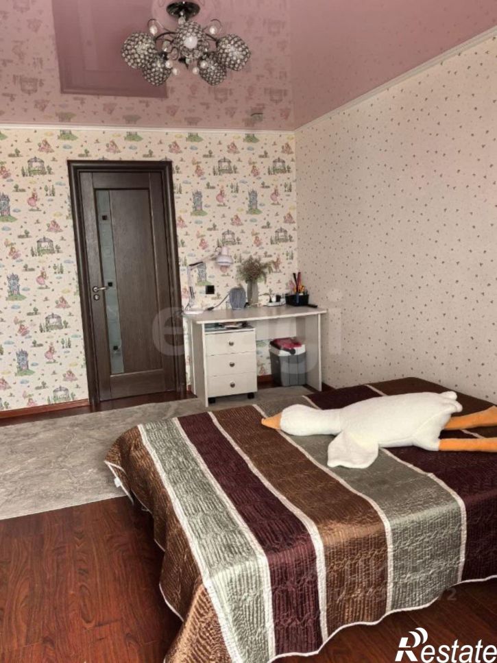 3-комн квартира улица Худайбердина, 56А,  д. 56А