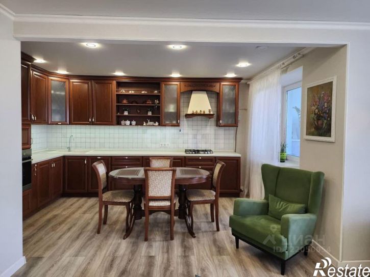 3-комн квартира улица Мира, 65А,  д. 65А