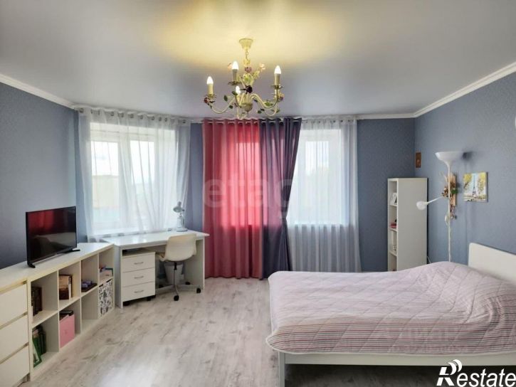 3-комн квартира улица Мира, 65А,  д. 65А