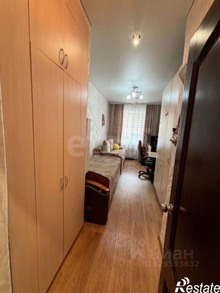 3-комн квартира улица Нахимова, 1А,  д. 1А