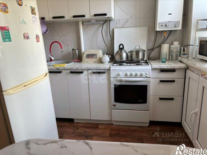 3-комн квартира улица Нахимова, 1А,  д. 1А