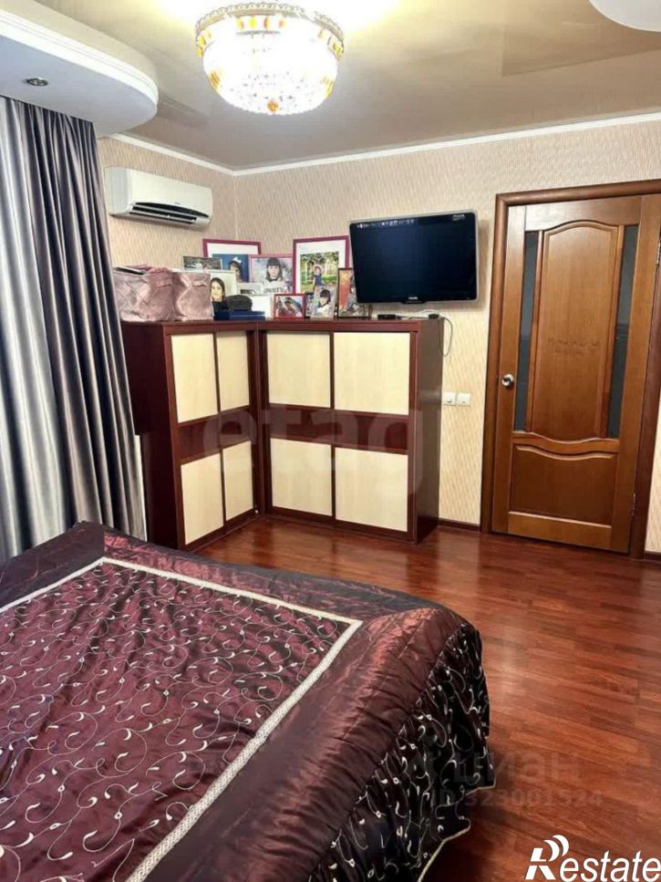 3-комн квартира улица Караная Муратова, 6,  д. 6