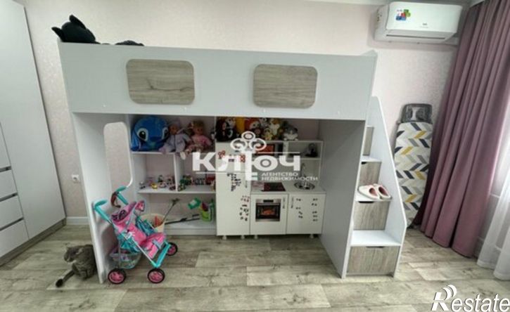 3-комн квартира улица Нахимова, 8,  д. 8