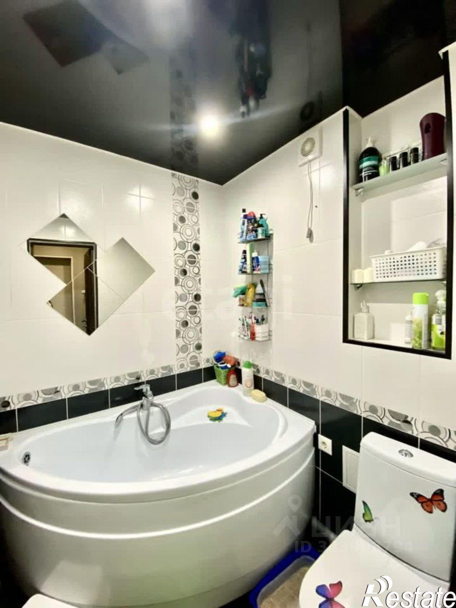 Купить квартиру за 3 700 000 рублей на улица Нахимова, 1