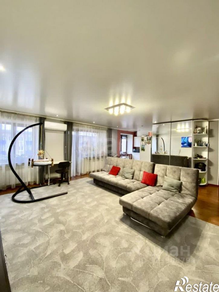 2-комн квартира улица Нахимова, 1,  д. 1