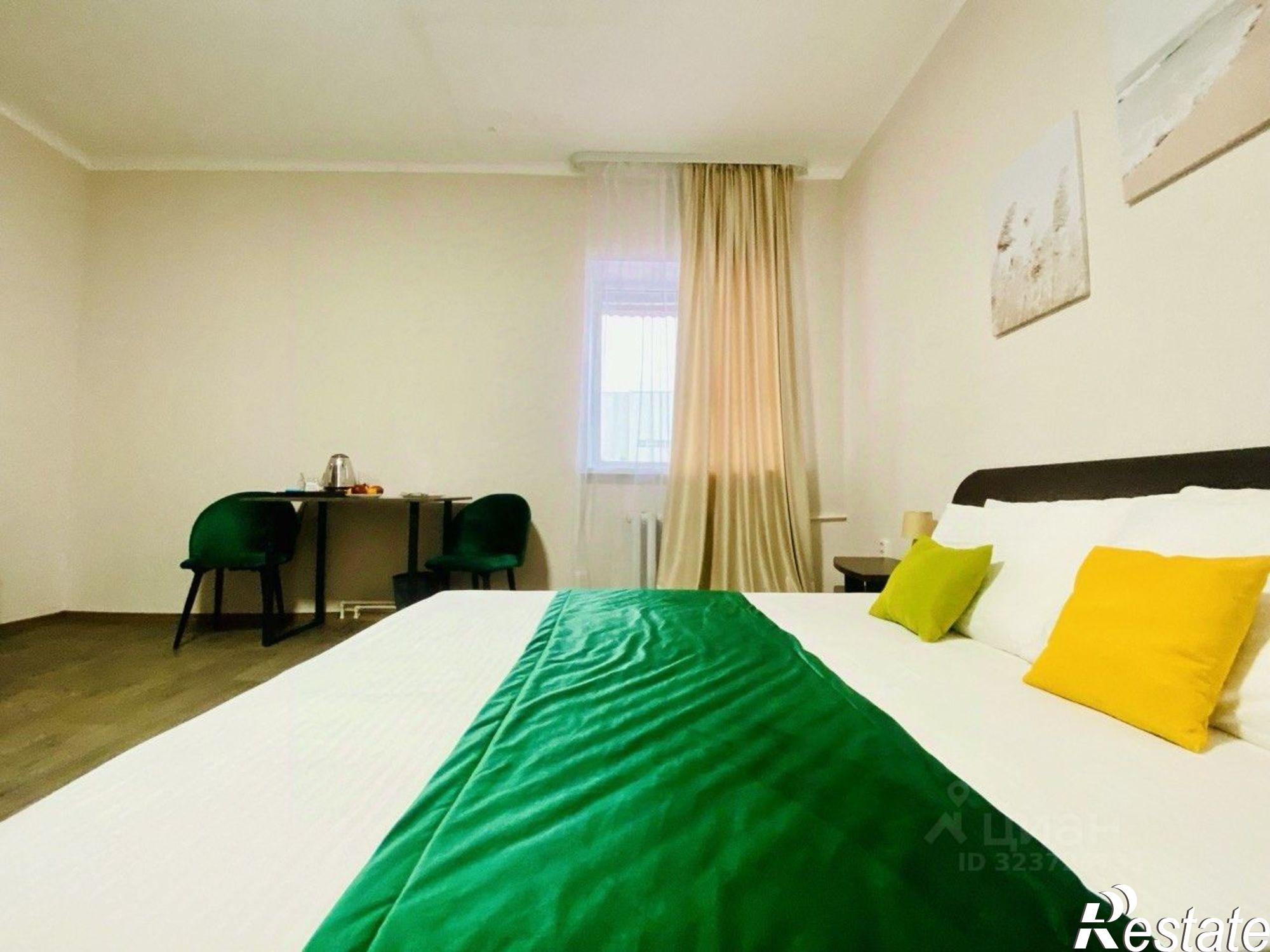 Сдать комнату за 19 000 рублей на ул Комсомольская, 24