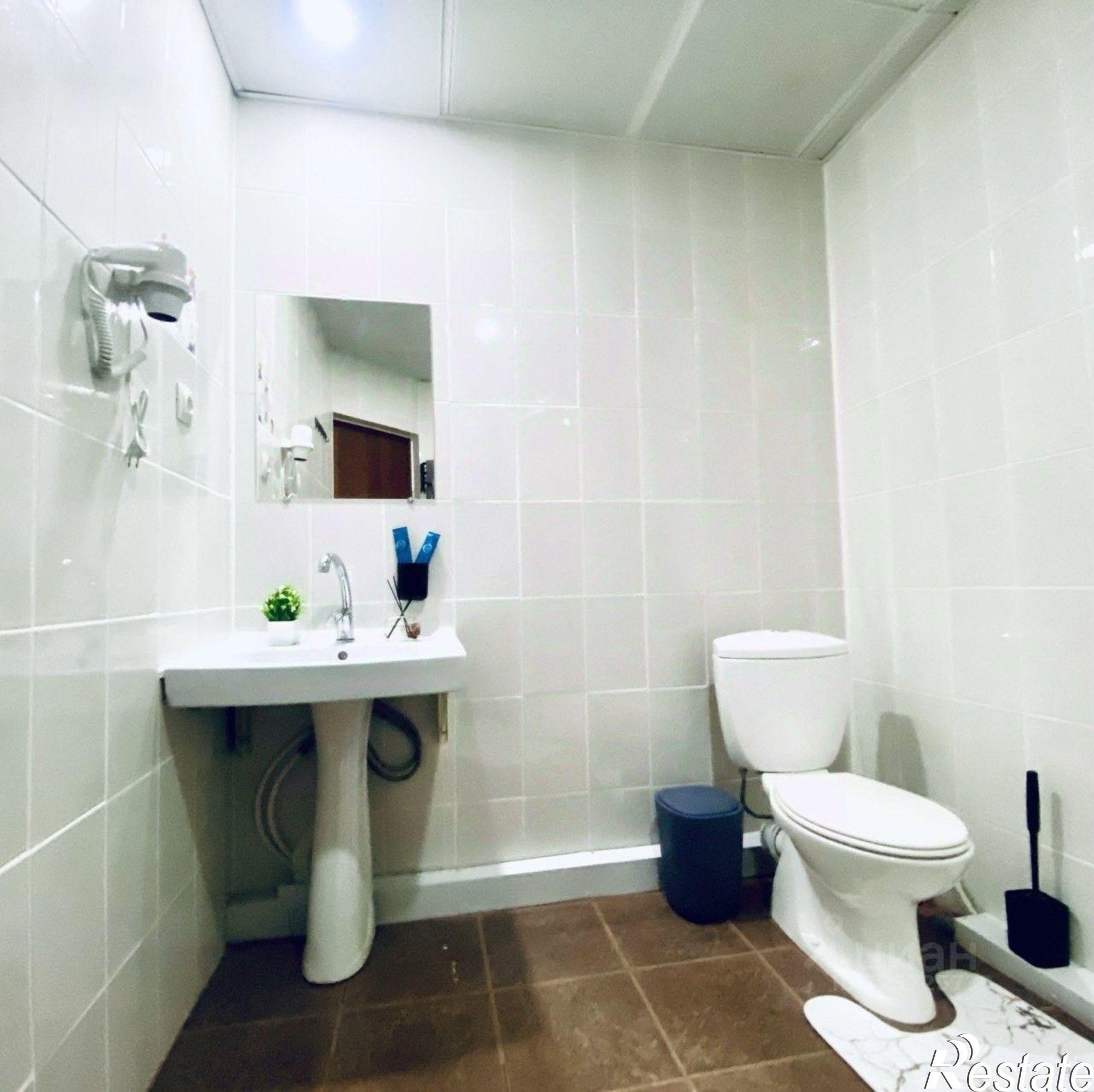 Сдать комнату за 19 000 рублей на ул Комсомольская, 24