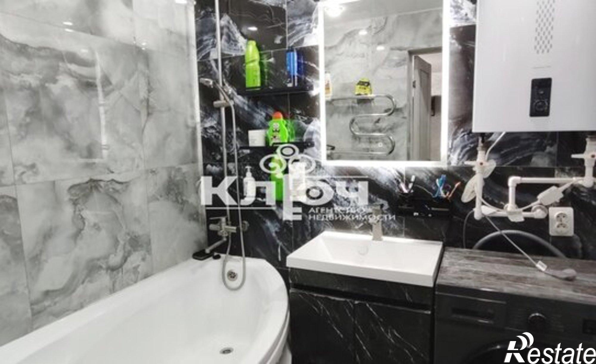 Купить квартиру за 10 300 000 рублей на ул Кочетова, 34