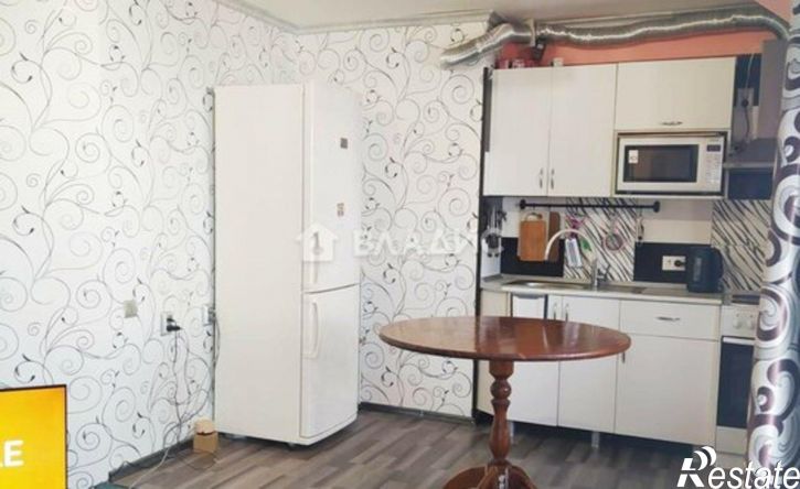 2-комн квартира улица Артёма, 70,  д. 70