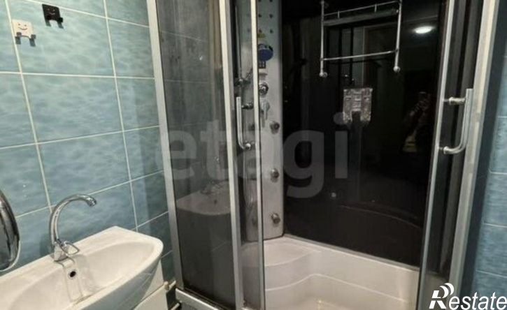 2-комн квартира улица Артёма, 102,  д. 102