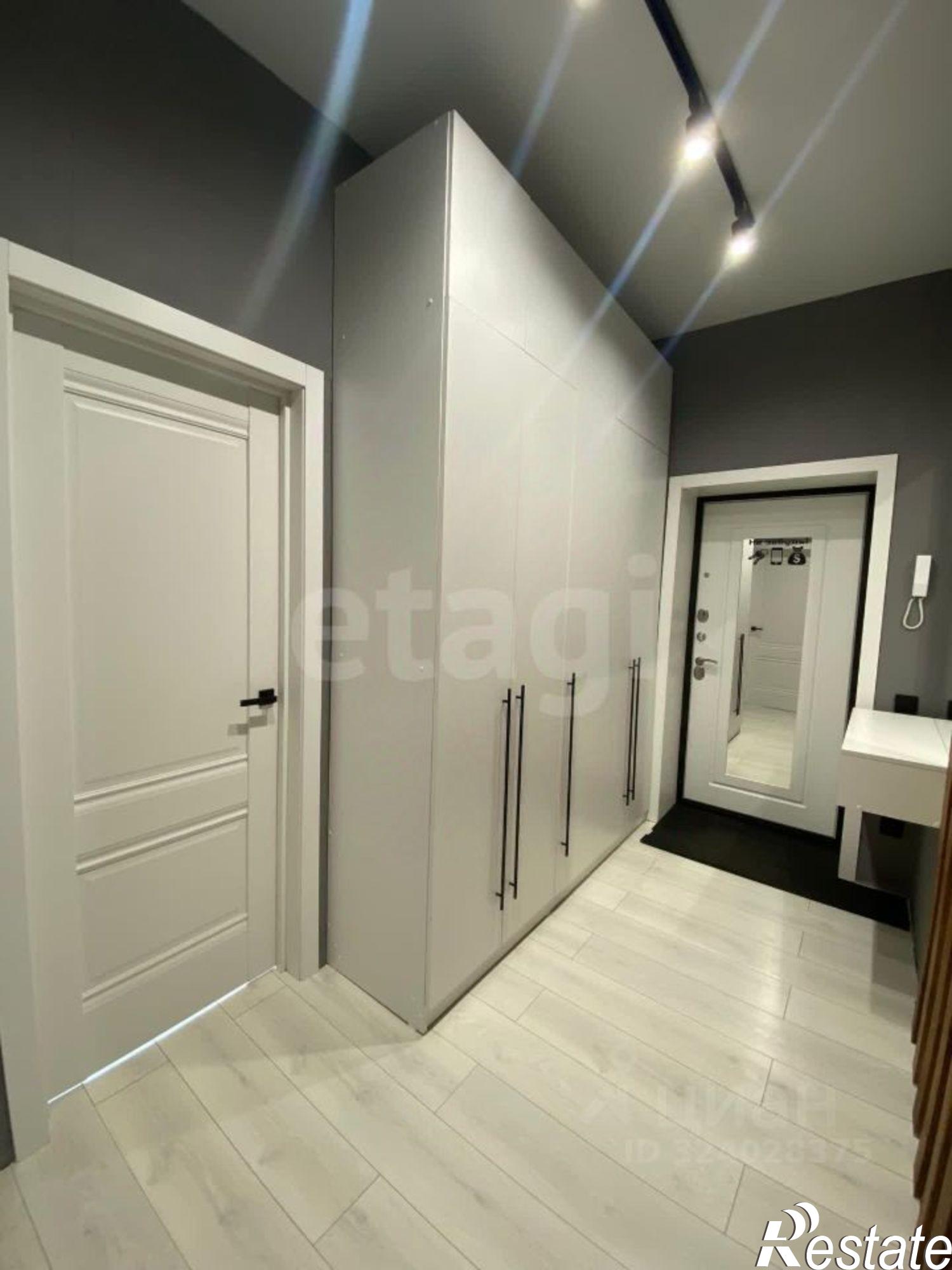 Купить квартиру за 5 700 000 рублей на улица Суворова, 10