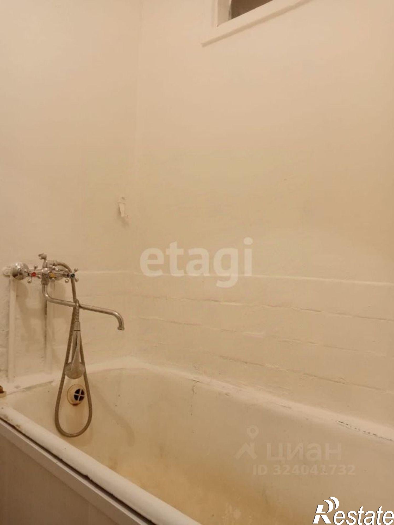 Купить квартиру за 3 530 000 рублей на ул Артема, 15