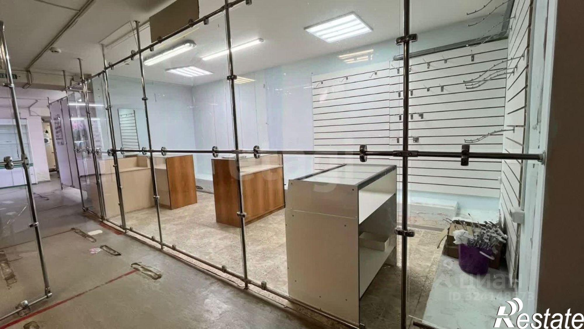 Сдать торговое помещение за 129 919 рублей на улица Артёма, 149