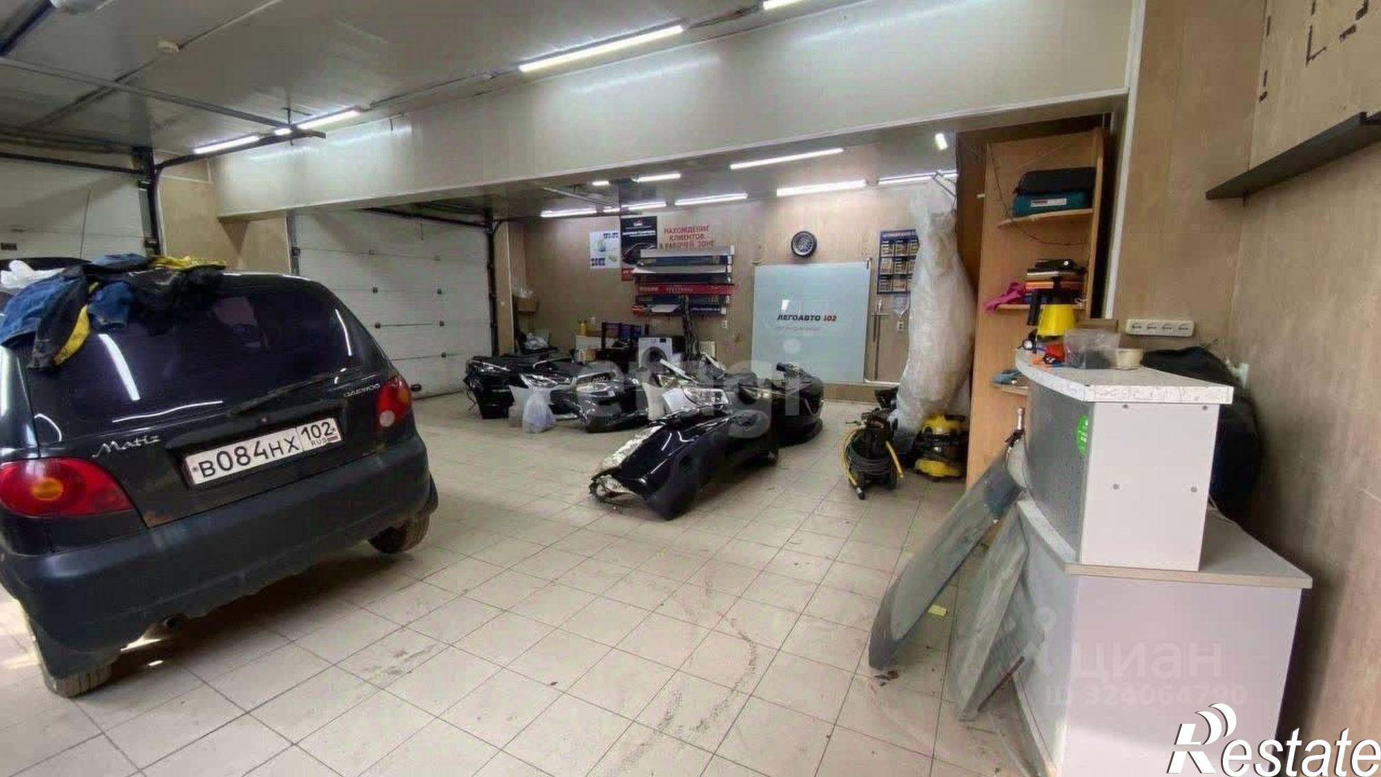 Купить помещение свободного назначения за 8 367 840 рублей на улица 7 Ноября, 32/1