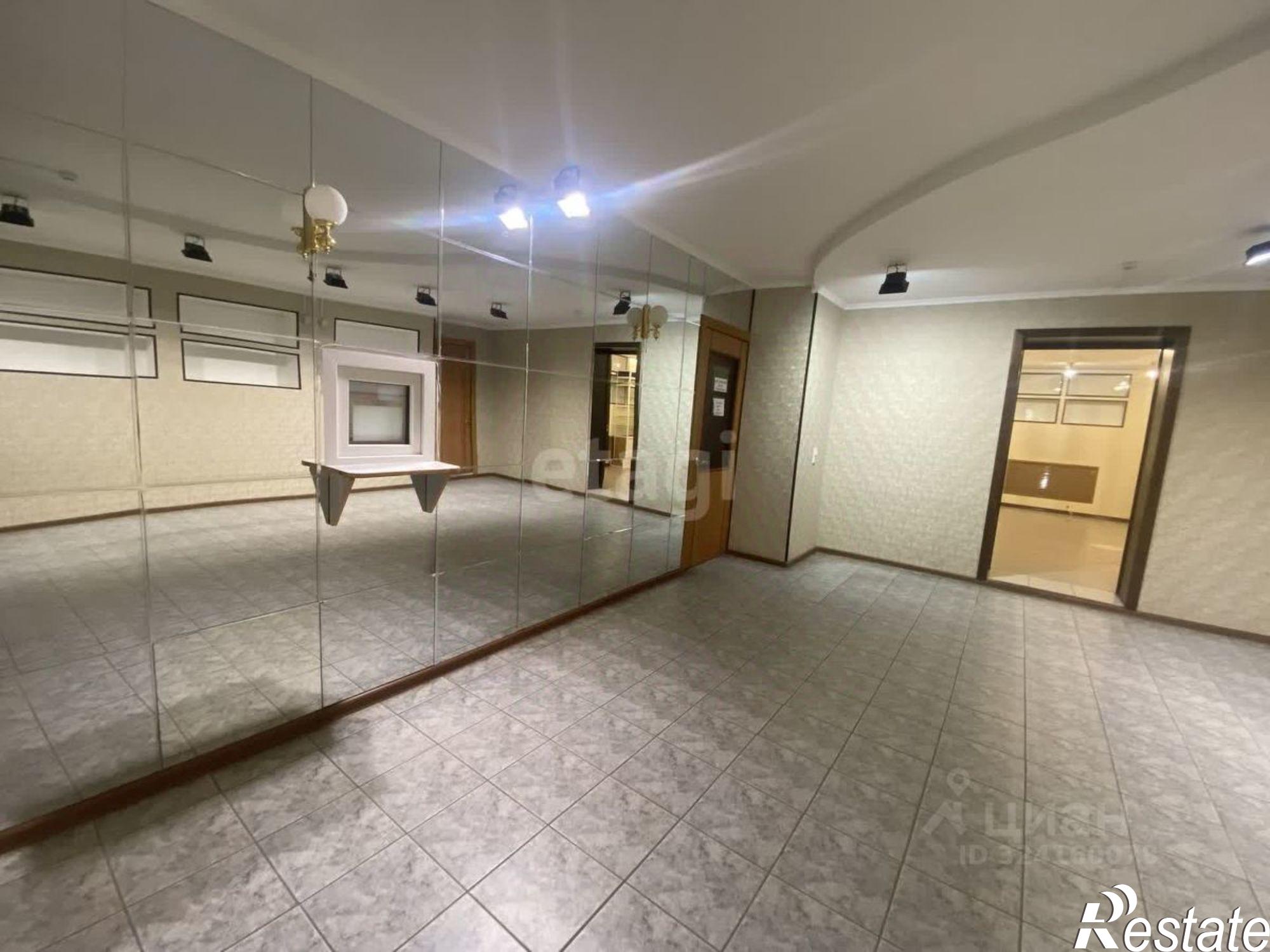 Купить офис, помещение под офис за 10 433 400 рублей на ул Худайбердина, 95