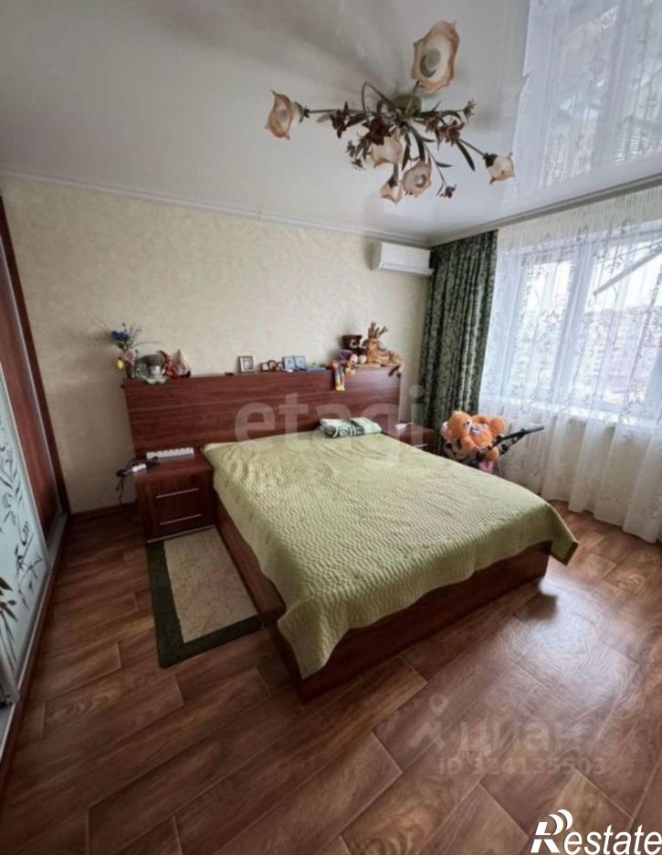 3-комн квартира улица Артёма, 70,  д. 70