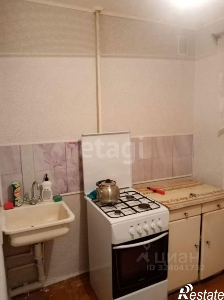 3-комн квартира ул Артема, 15,  д. 15