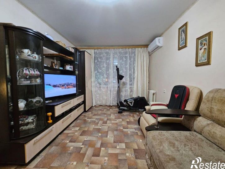 2-комн квартира улица Артёма, 118,  д. 118