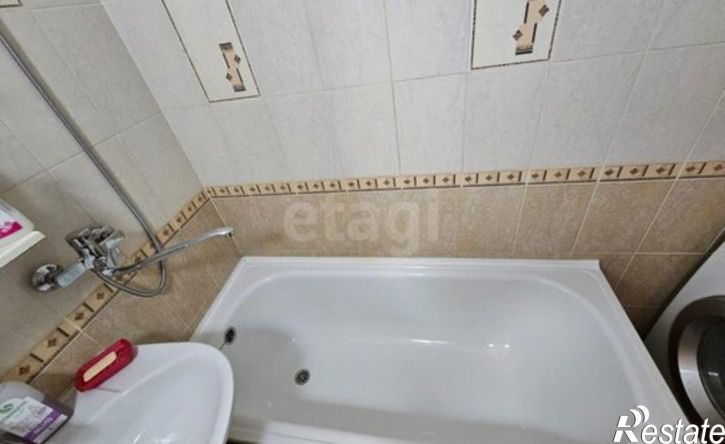 2-комн квартира улица Артёма, 118,  д. 118