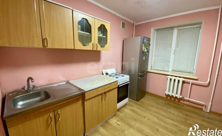 2-комн квартира ул Артема, 100,  д. 100