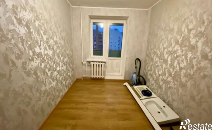 2-комн квартира ул Артема, 100,  д. 100