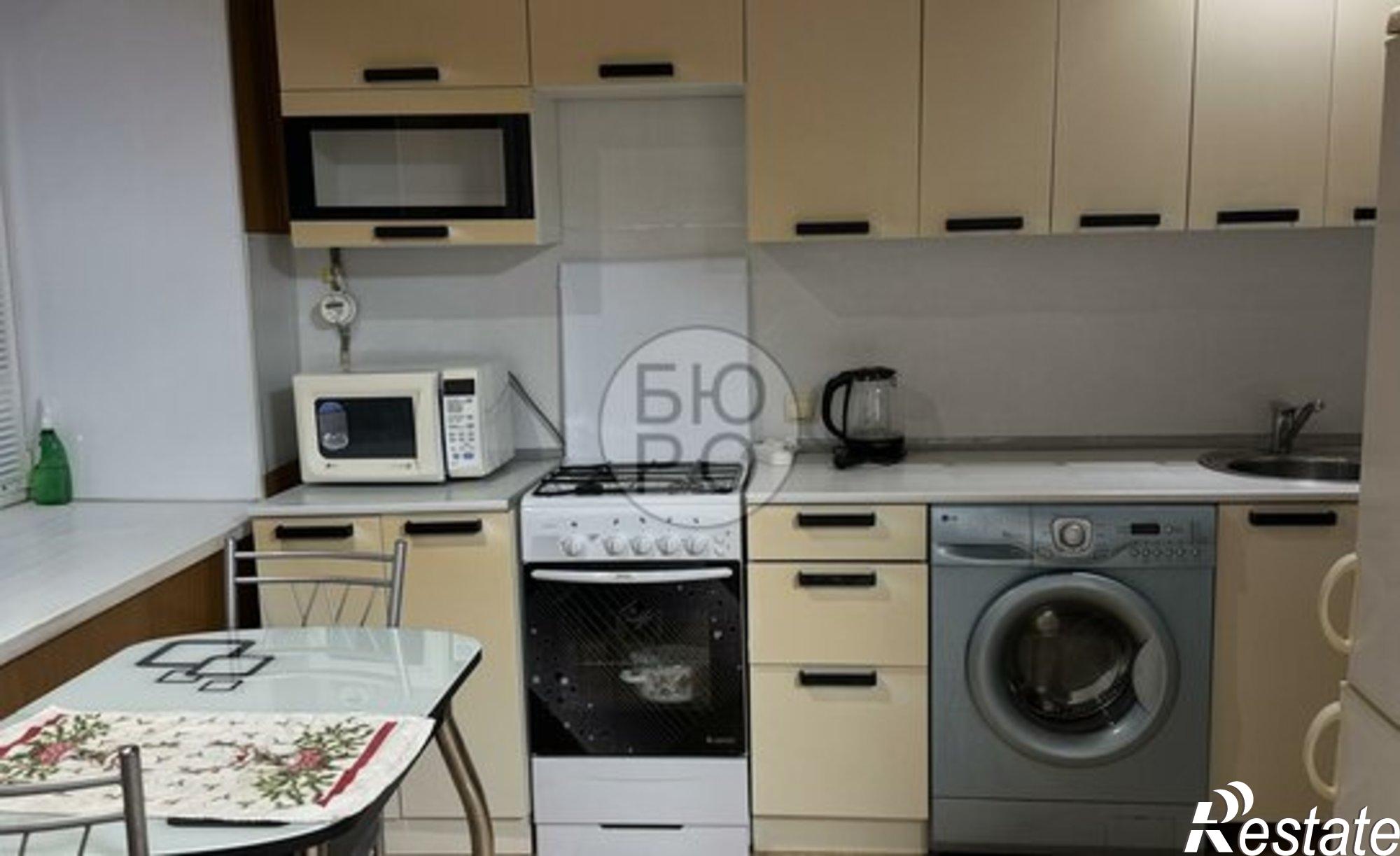 Купить квартиру за 3 000 000 рублей на Коммунистическая улица, 43