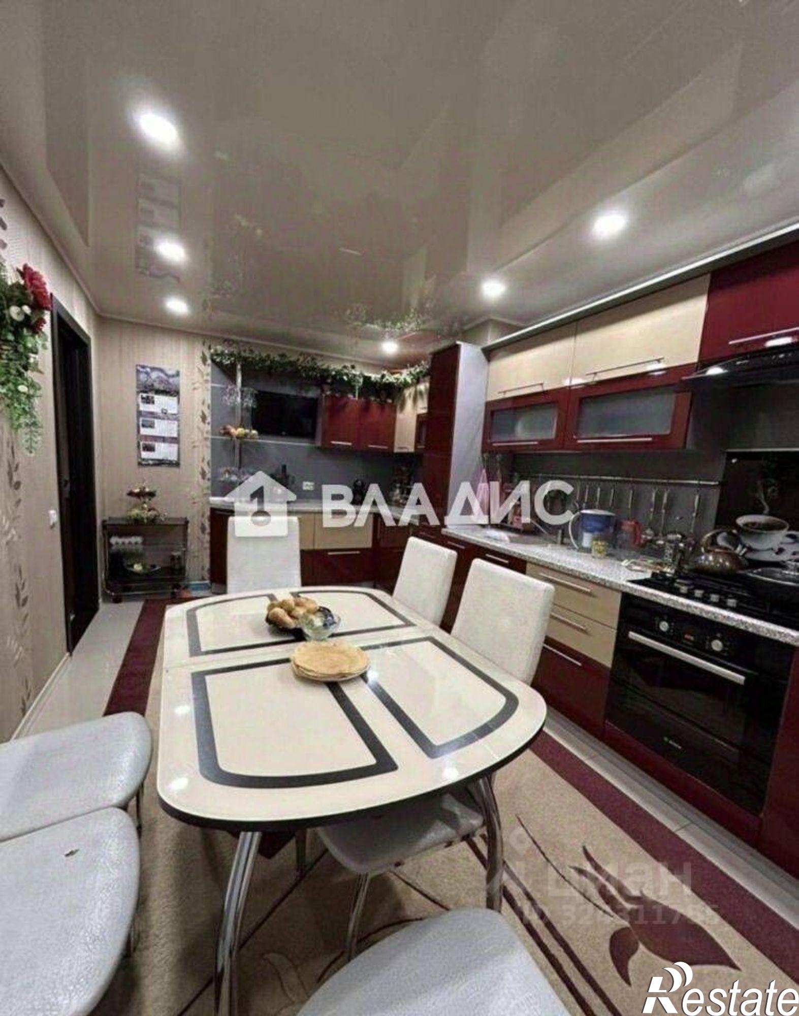 Купить квартиру за 7 800 000 рублей на ул Артема, 155