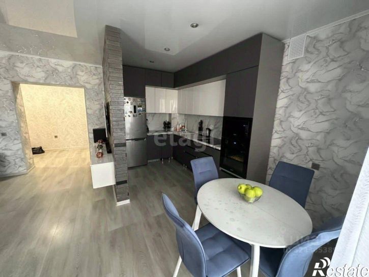 3-комн квартира пр-кт Октября, 50,  д. 50