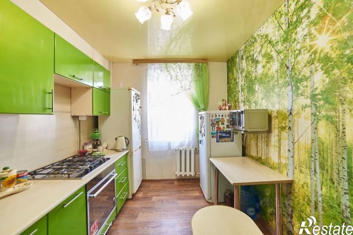 3-комн квартира ул Артема, 144,  д. 144