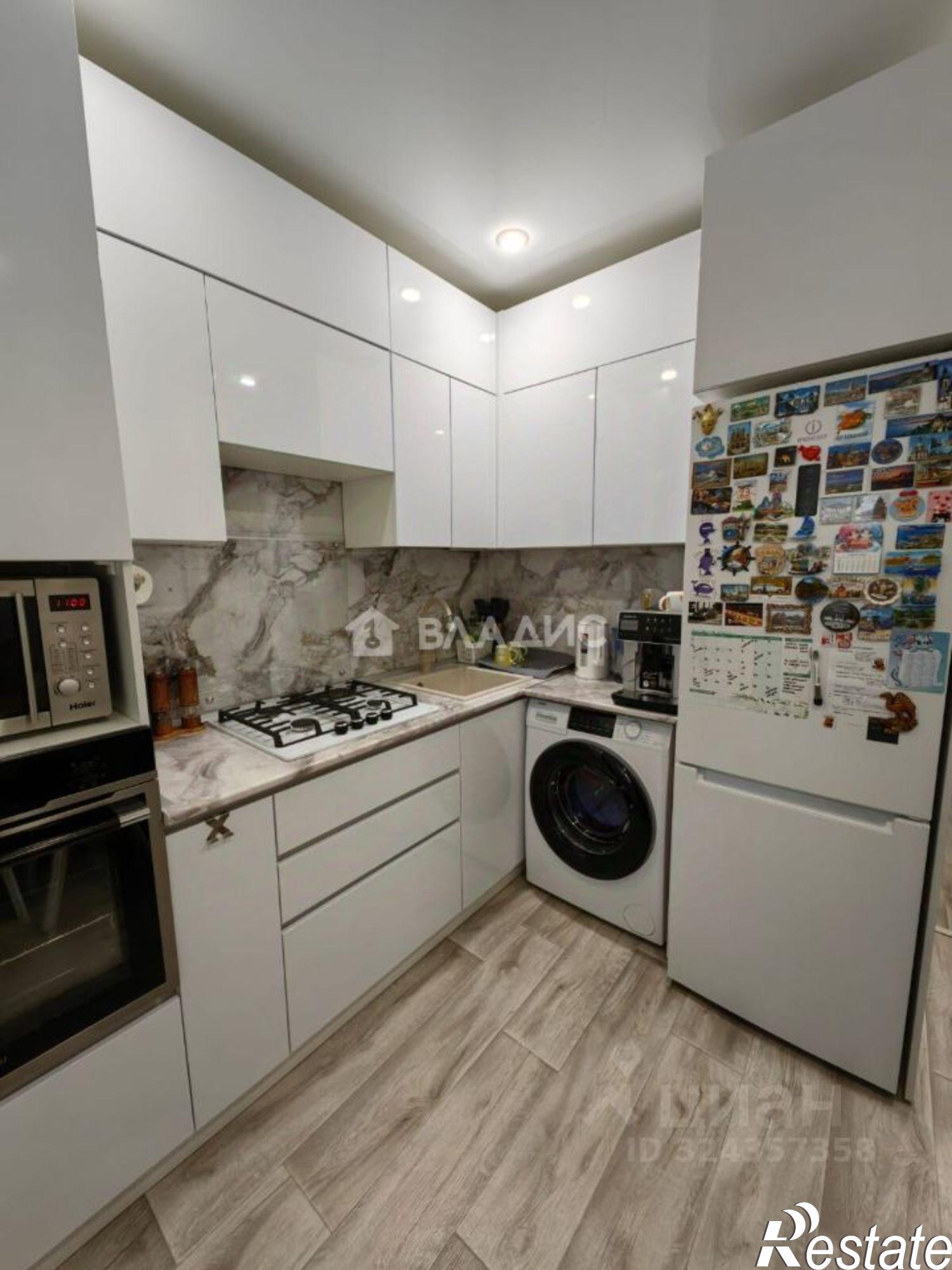 Купить квартиру за 3 900 000 рублей на улица Строителей, 12